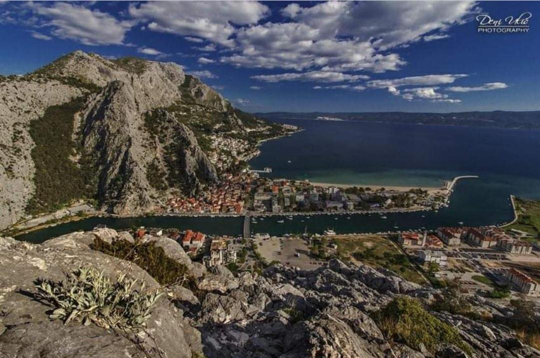 Island Luxury View Nemira Daire Omiš Dış mekan fotoğraf